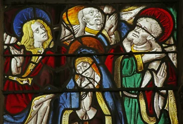Fenêtre représentant les Apôtres et la Vierge Marie à la Pentecôte